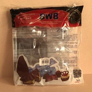 Hot chocolate bomb mold